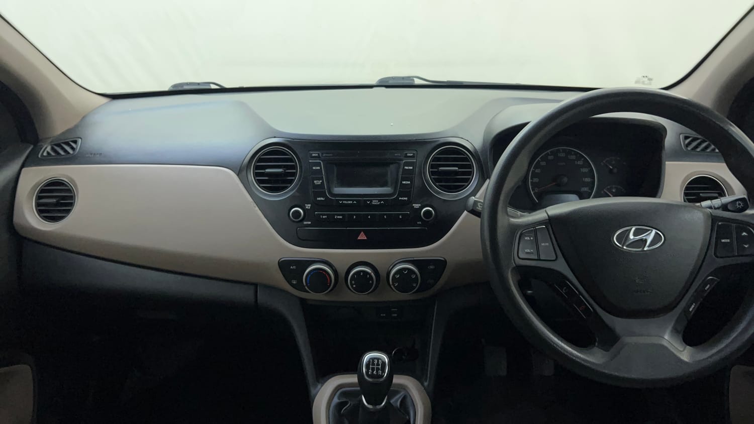 Used 2016 Hyundai Grand i10 Sportz 1.2 Kappa VTVT Petrol Manual interior MUSIC SYSTEM & AC CONTROL VIEW