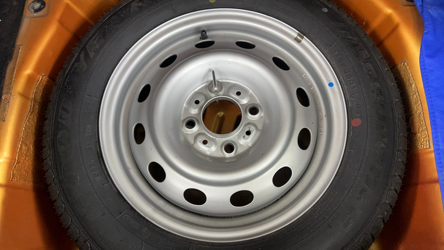 Used 2016 Tata Tiago Revotron XZ Petrol Manual tyres SPARE TYRE VIEW