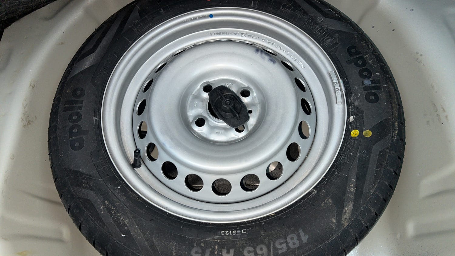 Used 2024 Maruti Suzuki Baleno Sigma MT Petrol Manual tyres SPARE TYRE VIEW