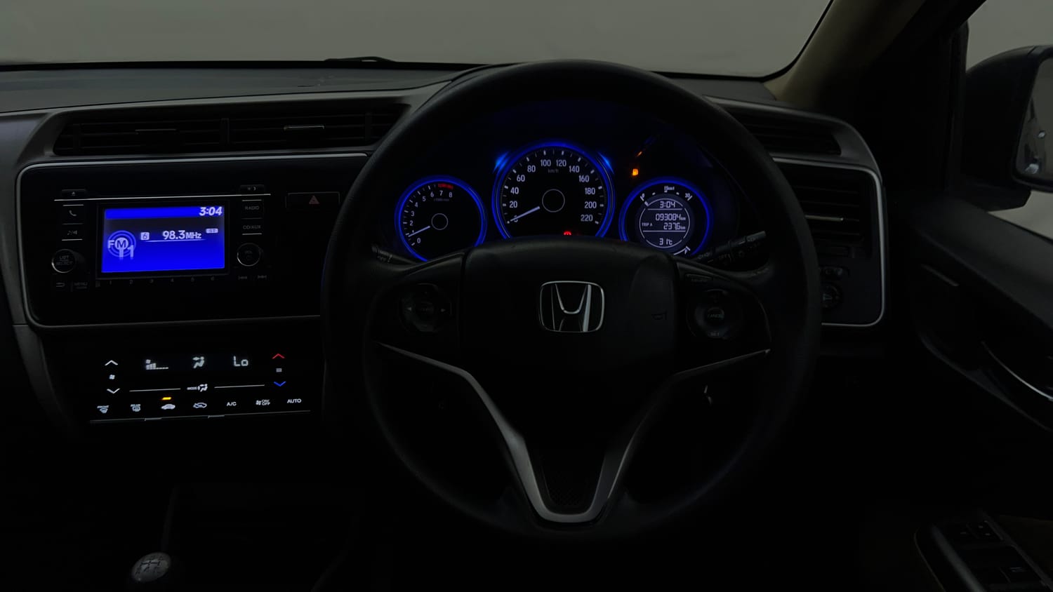 Used 2016 Honda City V Petrol Manual interior STEERING VIEW