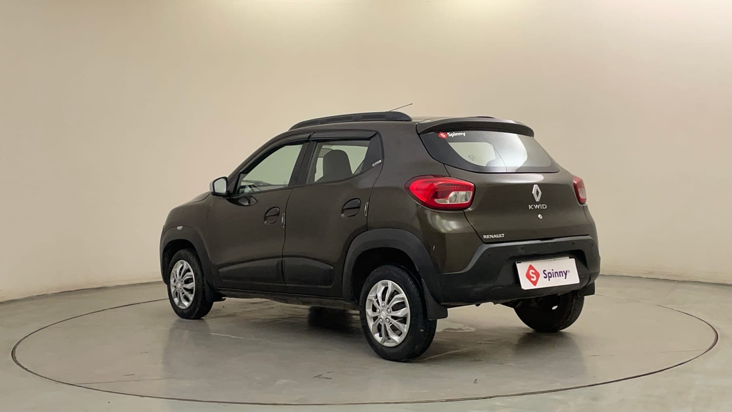 Used 2017 Renault Kwid 1.0 RXT AMT Petrol Automatic exterior LEFT REAR CORNER VIEW