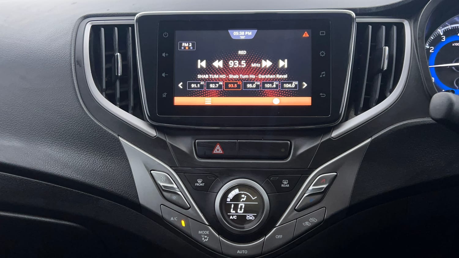 Used 2021 Maruti Suzuki Baleno Zeta Petrol Manual interior MUSIC SYSTEM & AC CONTROL VIEW
