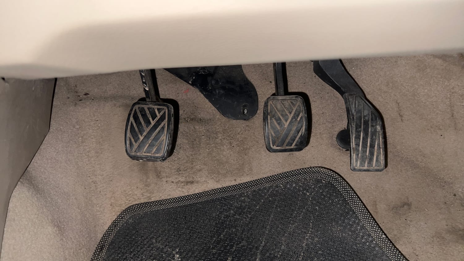 Used 2012 Maruti Suzuki Swift Dzire VXI Petrol Manual interior PEDALS VIEW