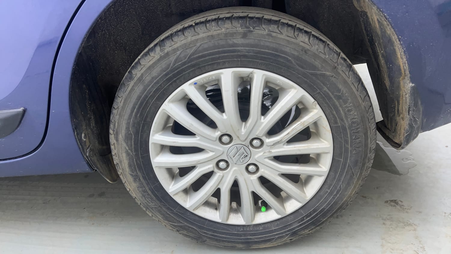 Used 2018 Maruti Suzuki Dzire ZXi AMT Petrol Automatic tyres LEFT REAR TYRE RIM VIEW