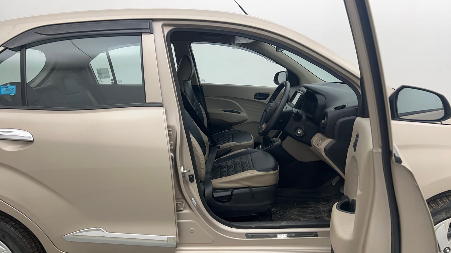 Used 2022 Hyundai Santro Sportz Petrol Manual interior RIGHT SIDE FRONT DOOR CABIN VIEW