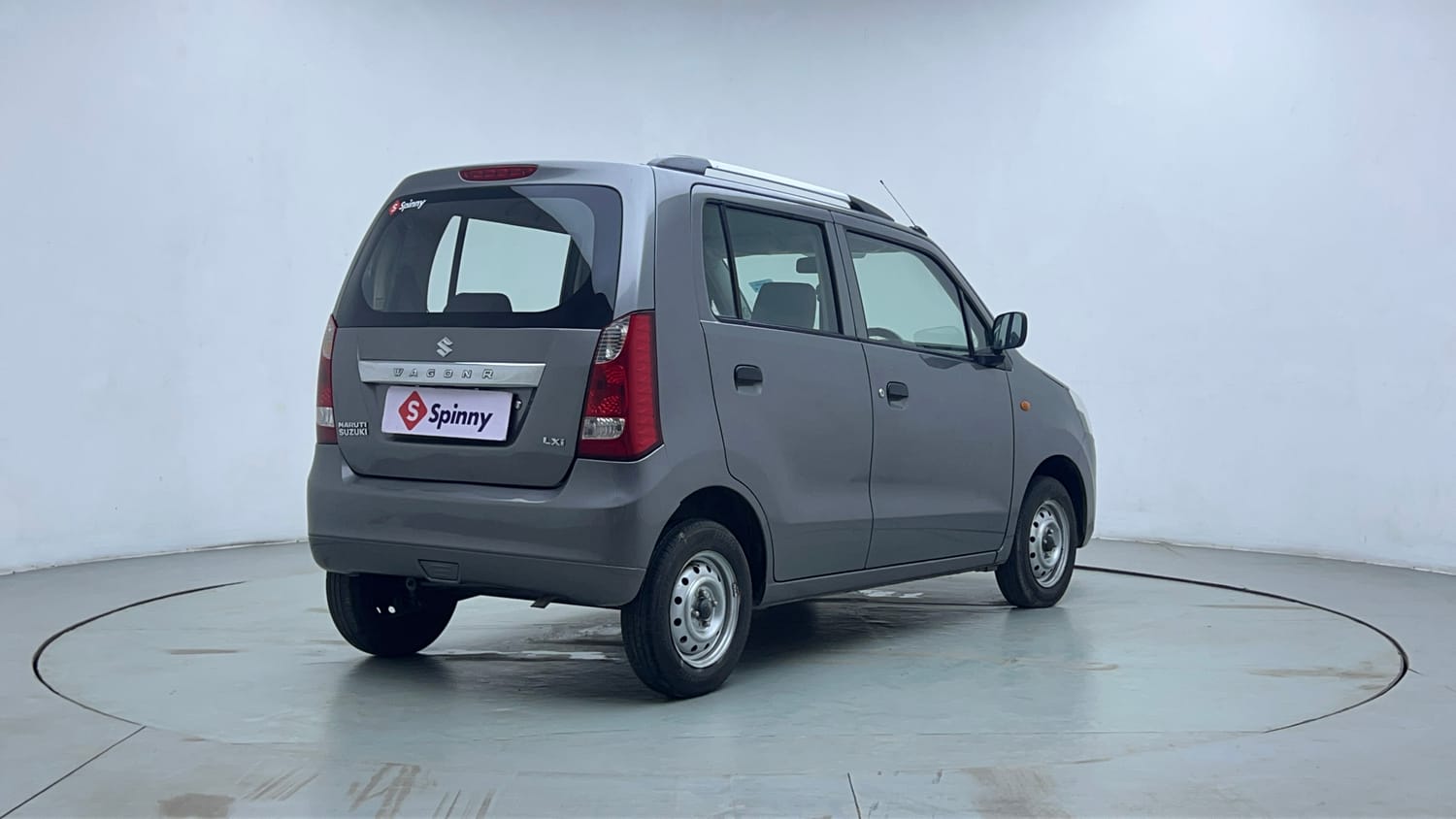 Used 2014 Maruti Suzuki Wagon R LXI Petrol Manual exterior RIGHT REAR CORNER VIEW