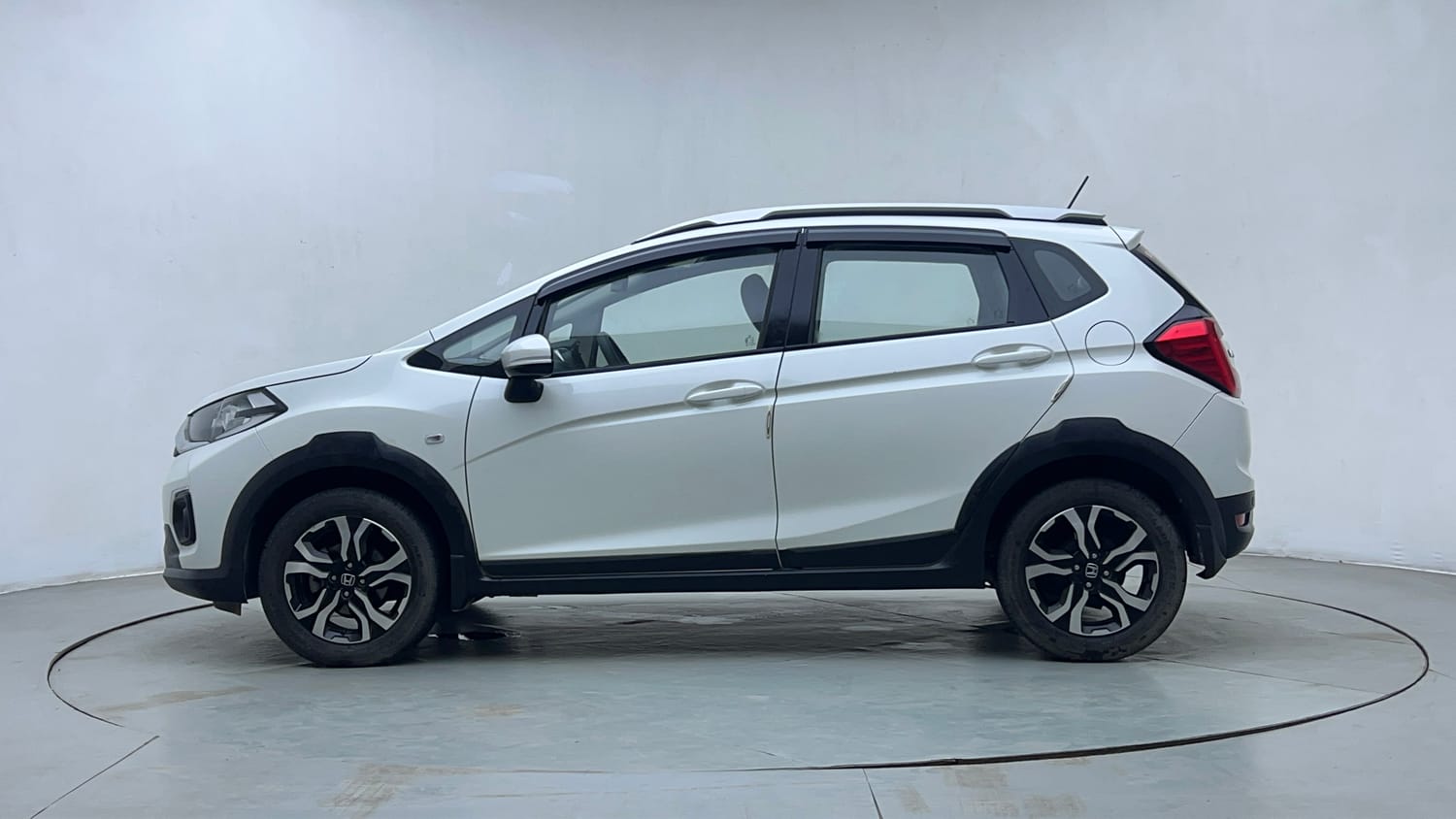 Used 2023 Honda WR-V SV MT Petrol Petrol Manual exterior LEFT SIDE VIEW