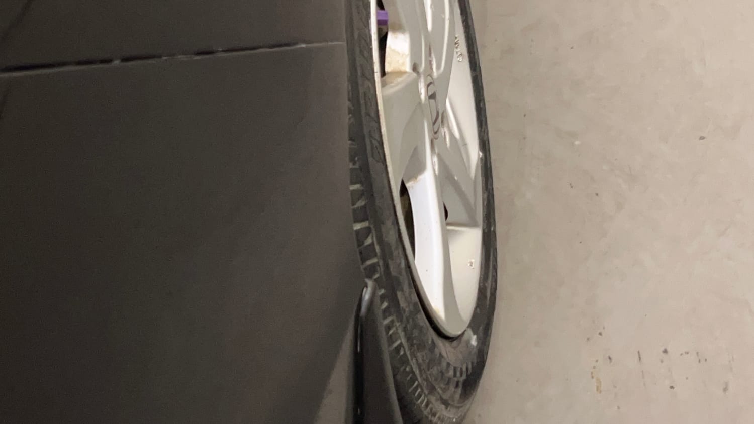 Used 2016 Honda City V Petrol Manual dents MINOR SCRATCH
