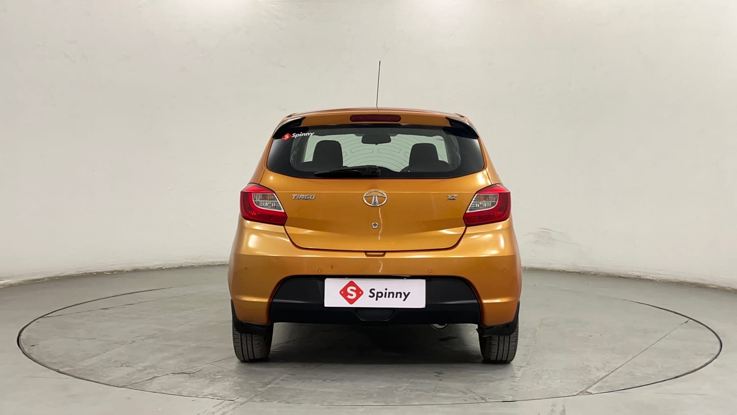 Used 2016 Tata Tiago Revotron XZ Petrol Manual exterior BACK VIEW