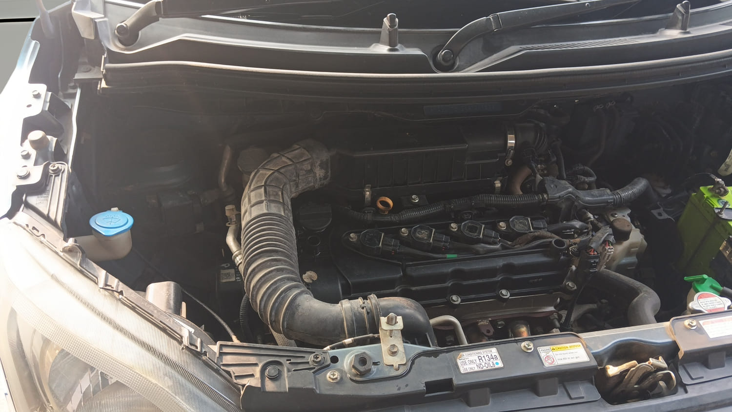 Used 2019 Maruti Suzuki Wagon R ZXi 1.2 AMT Petrol Automatic engine ENGINE RIGHT SIDE VIEW