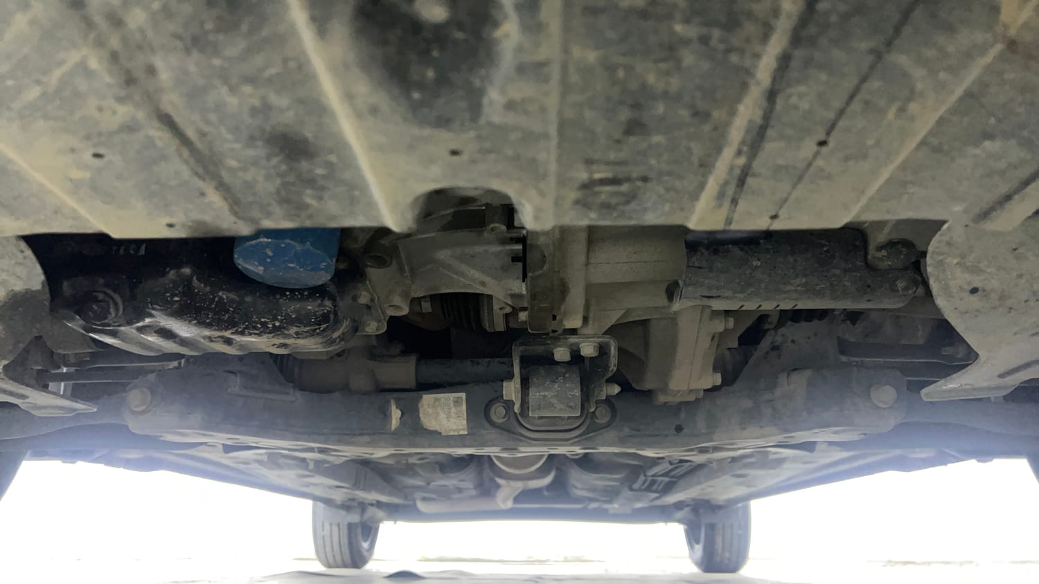 Used 2025 Hyundai Aura SX Plus 1.2 AMT Petrol Petrol Automatic extra FRONT LEFT UNDERBODY VIEW