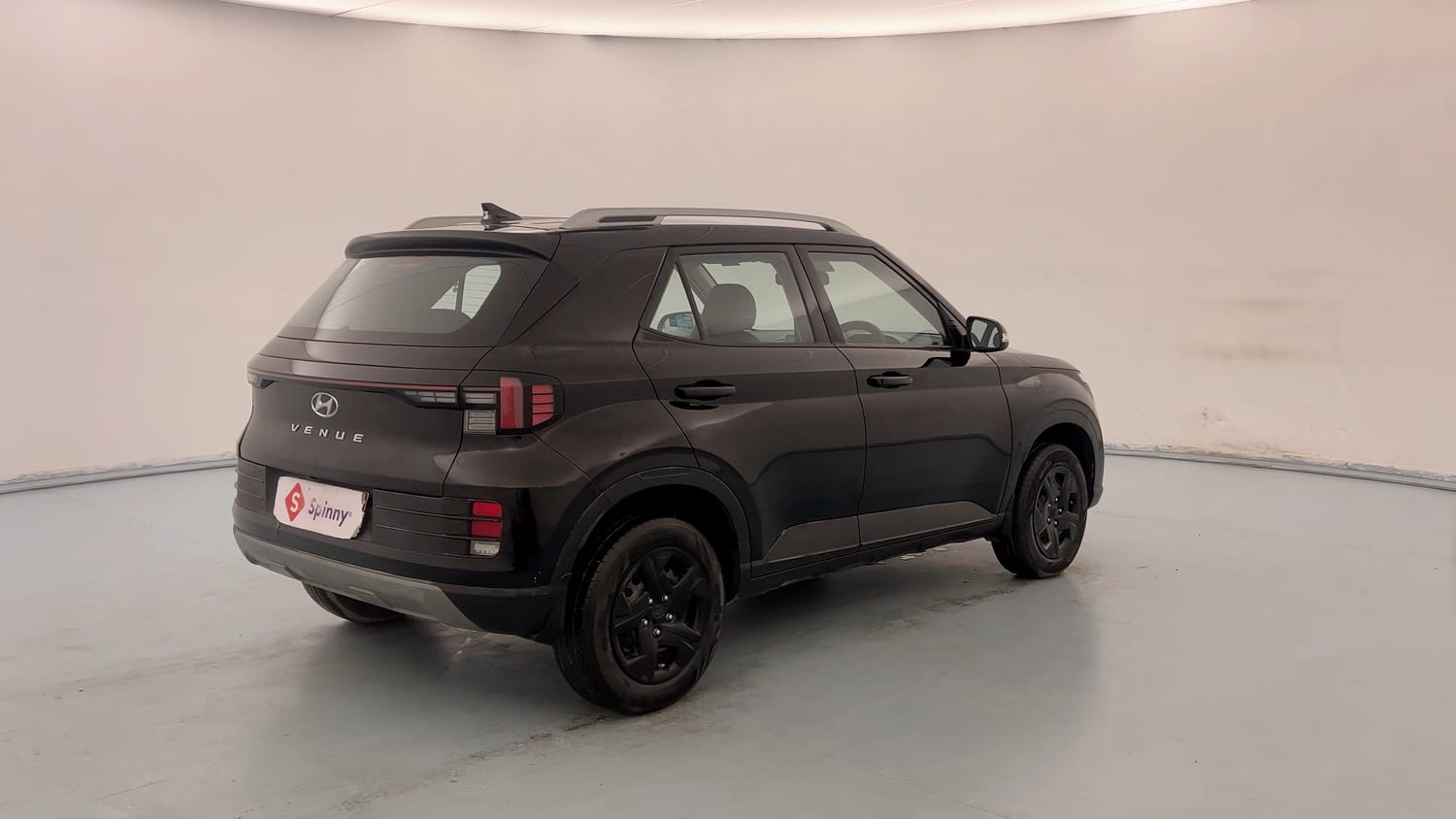 Used 2023 Hyundai Venue S (O) 1.2 Petrol Petrol Manual exterior RIGHT REAR CORNER VIEW