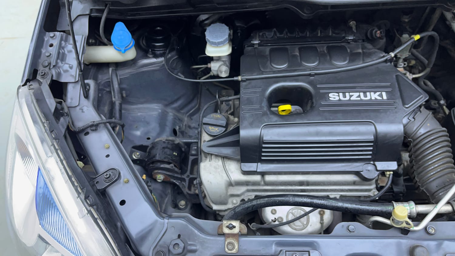 Used 2012 Maruti Suzuki Wagon R 1.0 VXi Petrol Manual engine ENGINE RIGHT SIDE VIEW