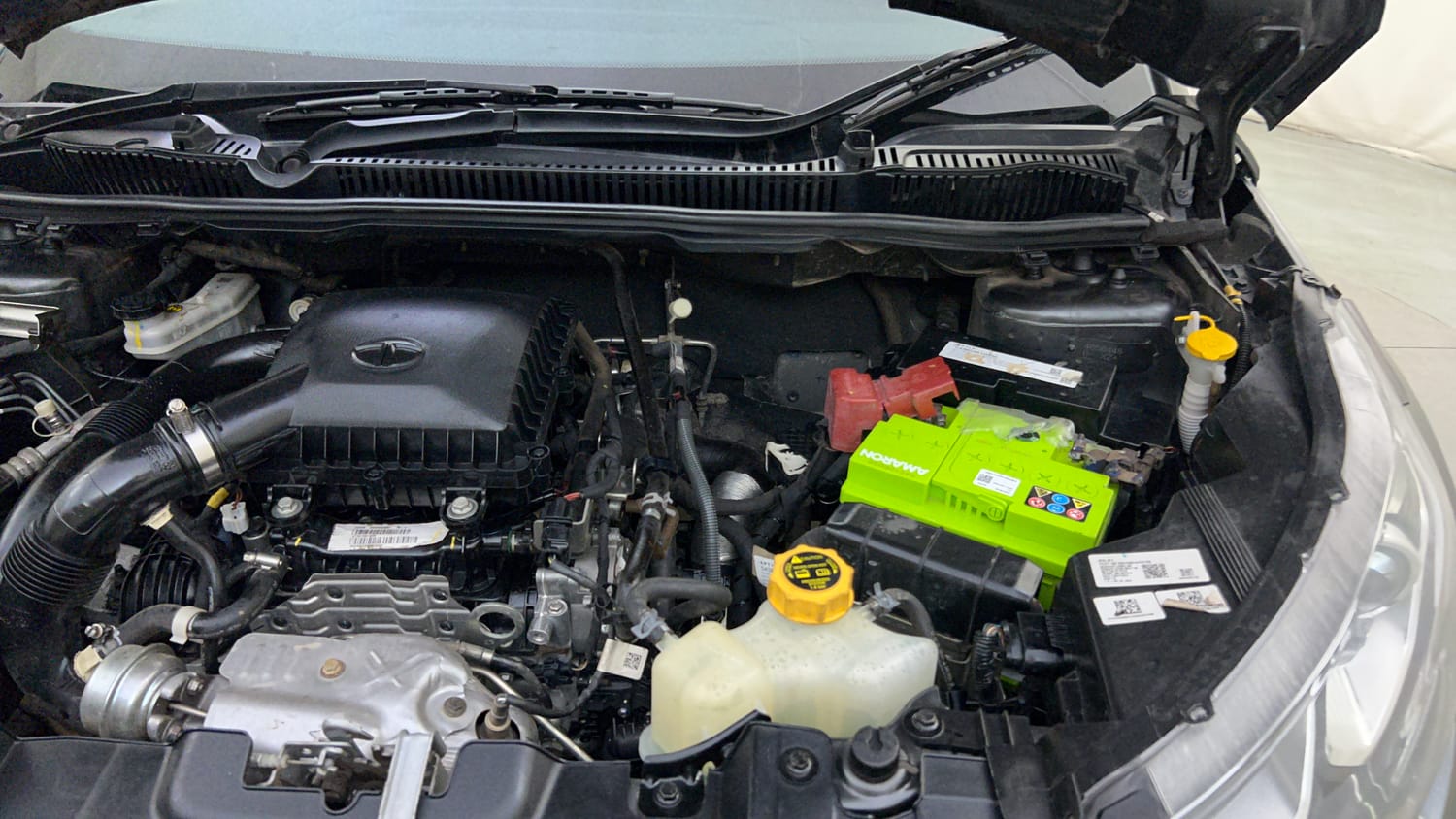 Used 2023 Tata Nexon XZ Plus Petrol Manual engine ENGINE LEFT SIDE HINGE & APRON VIEW