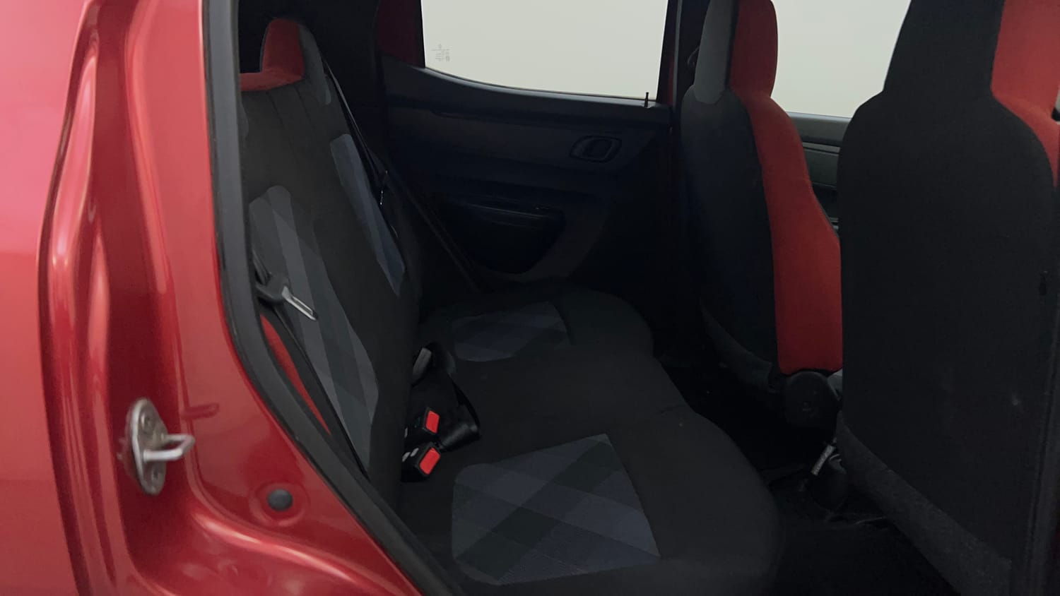 Used 2020 Renault Kwid RXT 1.0 AMT Opt Petrol Automatic interior RIGHT SIDE REAR DOOR CABIN VIEW