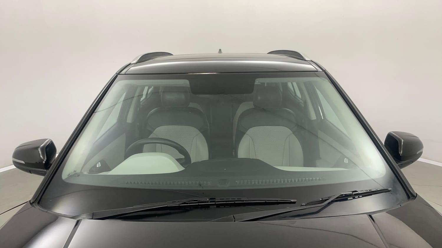 Used 2023 Hyundai Creta SX 1.5 Petrol Petrol Manual exterior FRONT WINDSHIELD VIEW