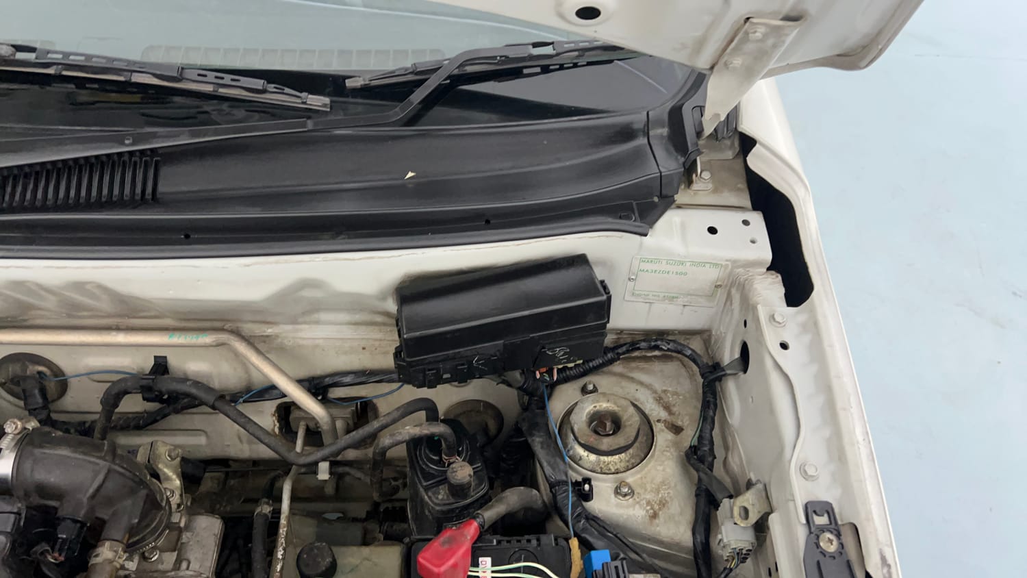 Used 2017 maruti-suzuki Alto K10 VXi (O) AMT Petrol Automatic engine ENGINE LEFT SIDE HINGE & APRON VIEW