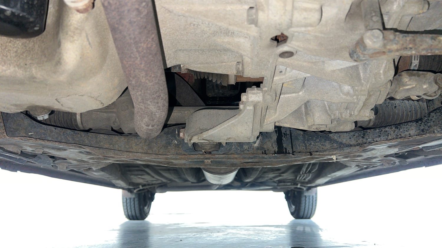 Used 2019 Maruti Suzuki Wagon R VXi 1.2 Petrol Manual extra FRONT LEFT UNDERBODY VIEW