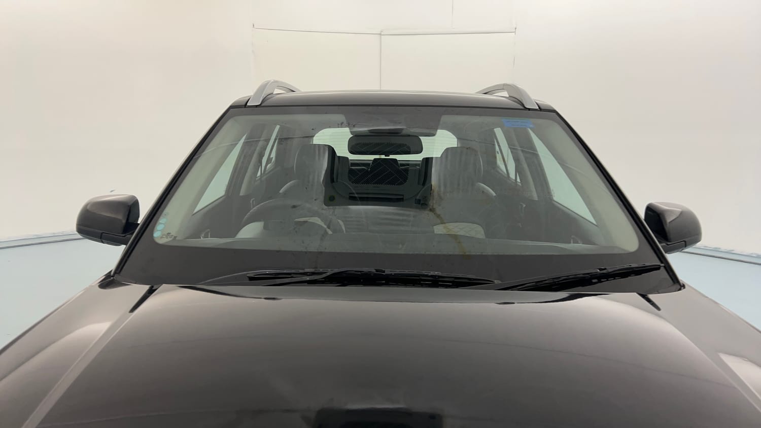 Used 2023 Hyundai Venue S (O) 1.2 Petrol Petrol Manual exterior FRONT WINDSHIELD VIEW