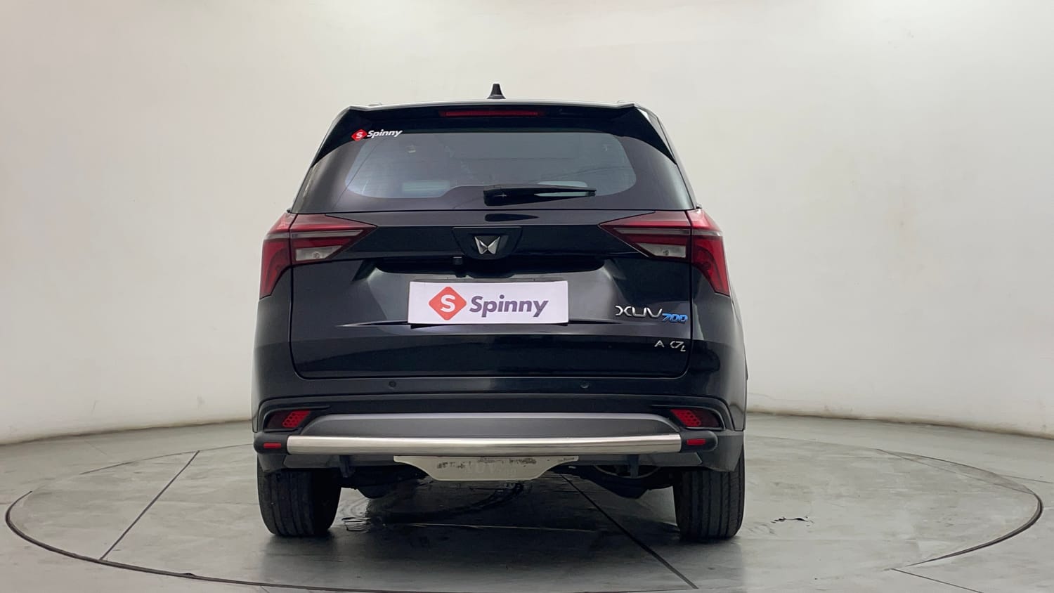 Used 2024 Mahindra XUV700 AX7 Luxury Pack Diesel MT 7 STR Diesel Manual exterior BACK VIEW