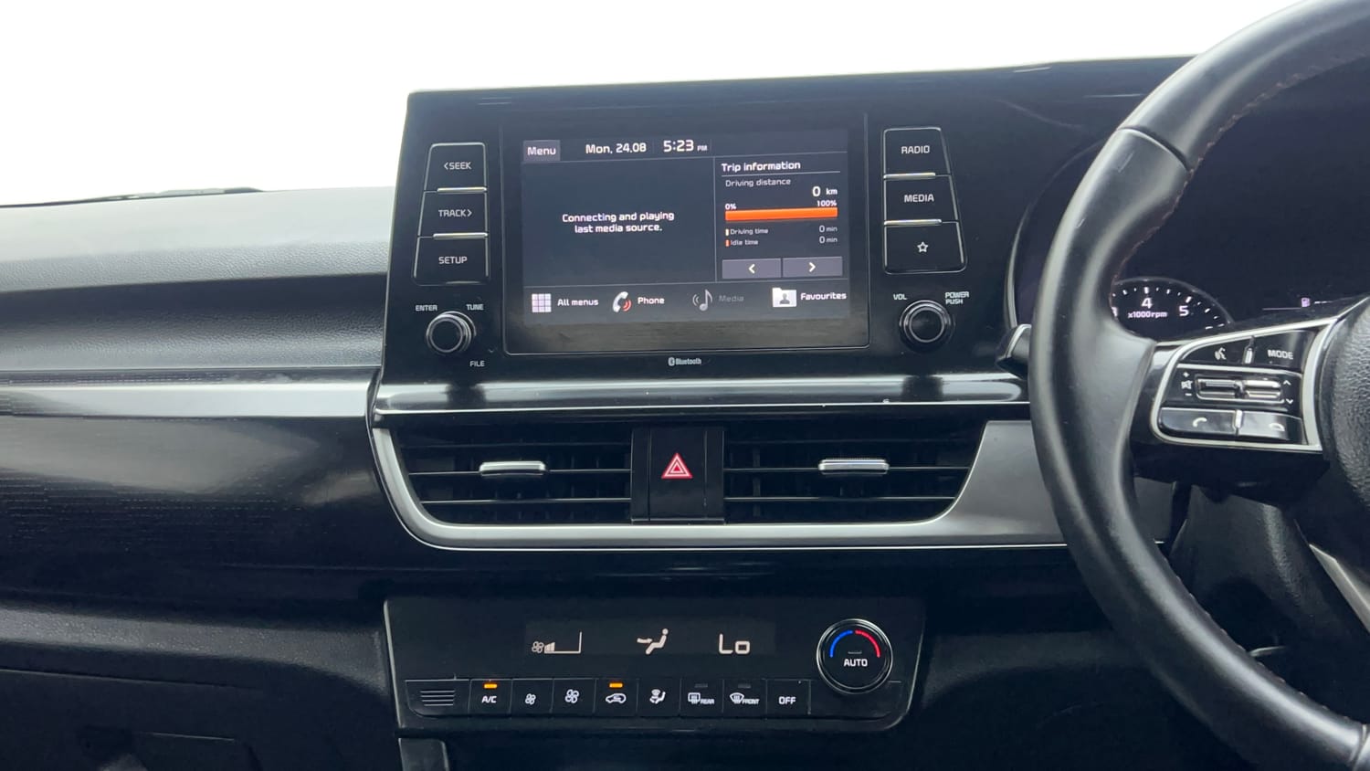 Used 2020 Kia Seltos GTK 1.4 Petrol Manual interior MUSIC SYSTEM & AC CONTROL VIEW