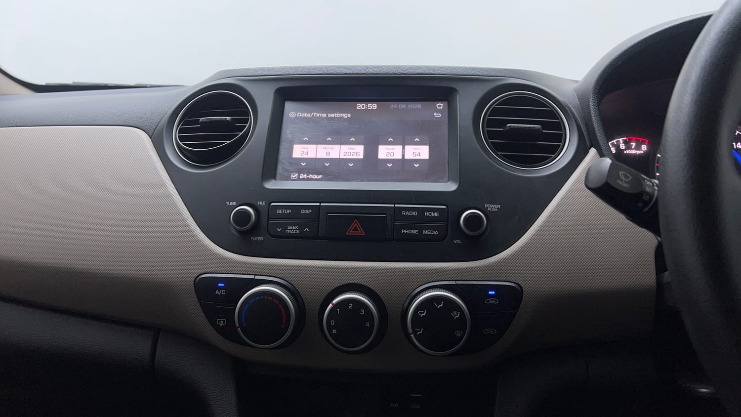 Used 2018 Hyundai Grand i10 Sportz AT 1.2 Kappa VTVT Petrol Automatic interior MUSIC SYSTEM & AC CONTROL VIEW