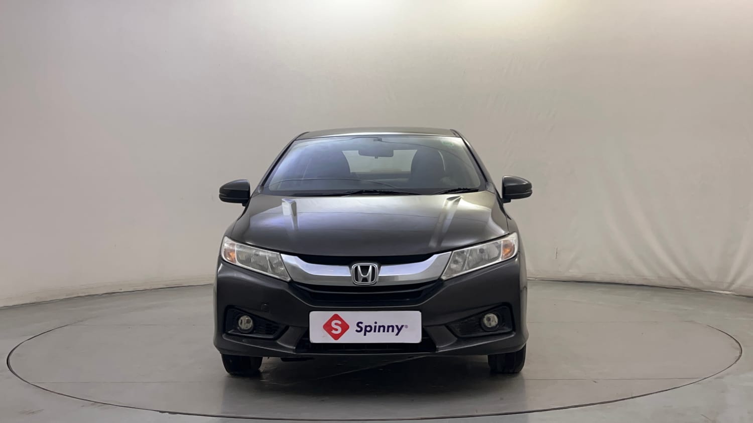 Used 2016 Honda City V Petrol Manual exterior FRONT VIEW