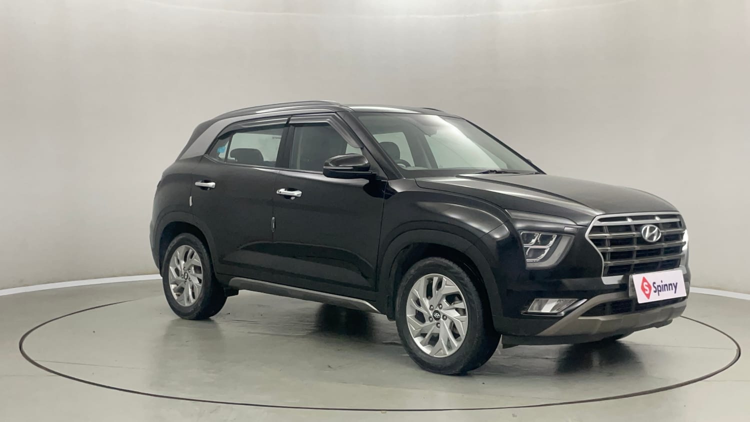 Used 2023 Hyundai Creta SX 1.5 Petrol Petrol Manual exterior RIGHT FRONT CORNER VIEW