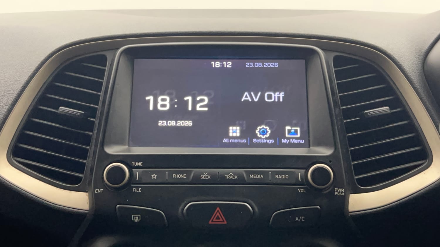 Used 2019 Hyundai Santro Sportz Petrol Manual top_features Touch screen infotainment system