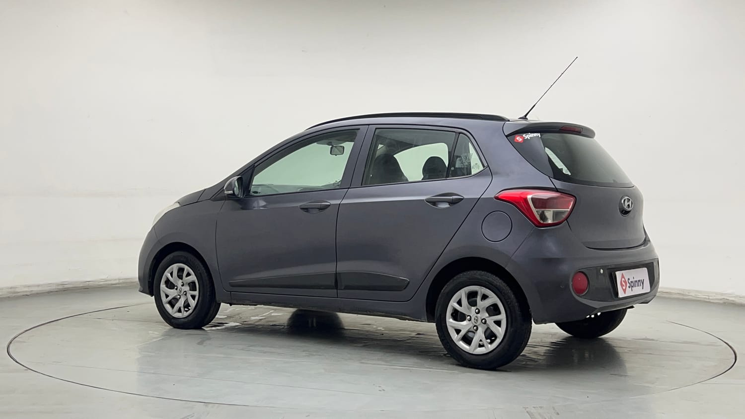 Used 2018 Hyundai Grand i10 Sportz (O) 1.2 Kappa VTVT Petrol Manual exterior LEFT REAR CORNER VIEW