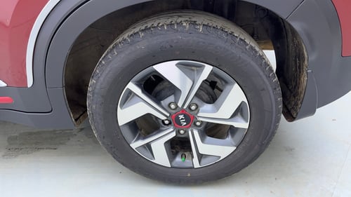 Used 2021 Kia Sonet GTX Plus 1.0 iMT Petrol Manual tyres LEFT REAR TYRE RIM VIEW