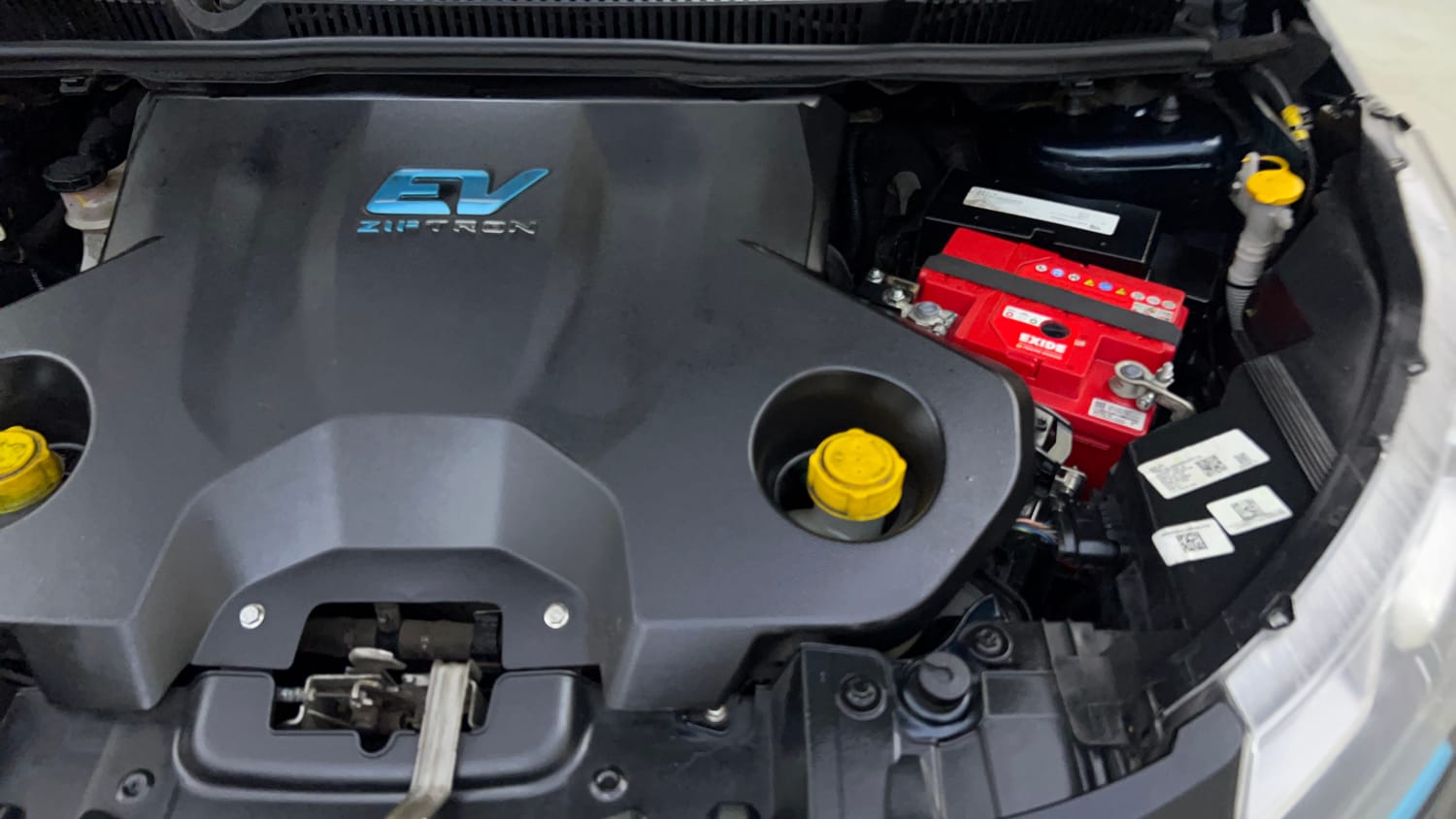Used 2023 Tata Nexon EV XZ Plus LUX Electric Automatic engine ENGINE LEFT SIDE VIEW