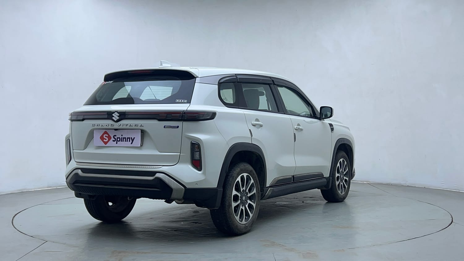 Used 2023 Maruti Suzuki Grand Vitara Delta Smart Hybrid AT Petrol Automatic exterior RIGHT REAR CORNER VIEW