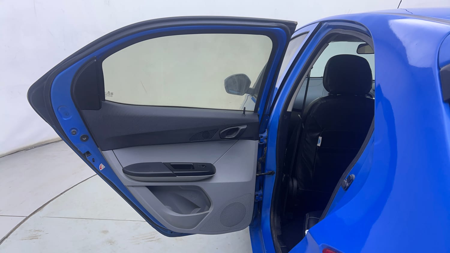 Used 2020 Tata Tiago XT Petrol Manual interior LEFT REAR DOOR OPEN VIEW