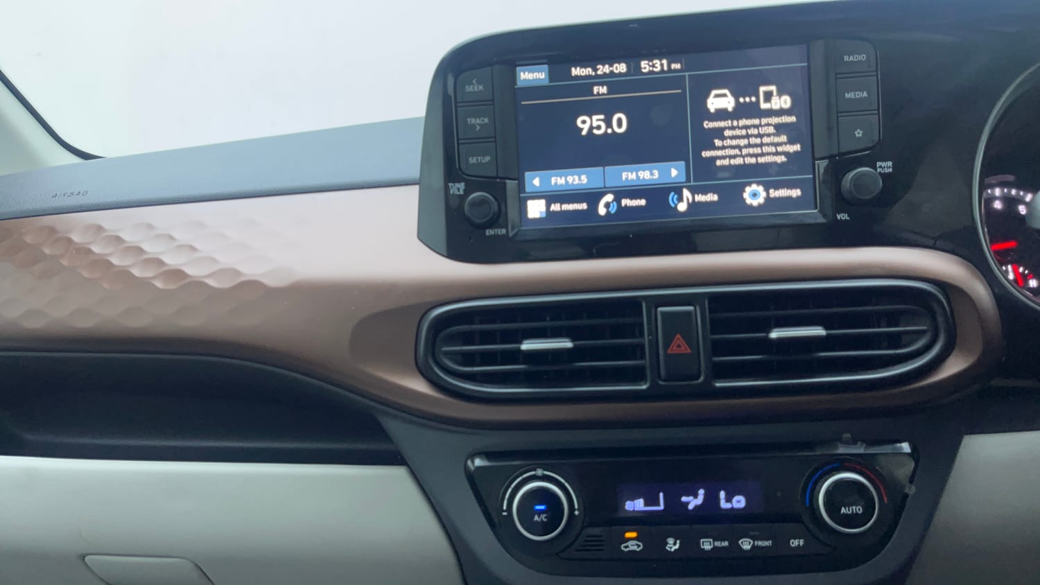 Used 2026 Hyundai Aura SX Plus 1.2 AMT Petrol Petrol Automatic interior MUSIC SYSTEM & AC CONTROL VIEW