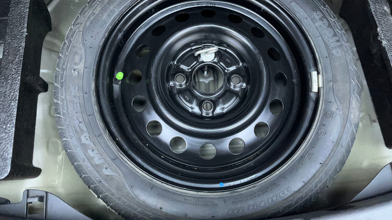 Used 2012 Maruti Suzuki Wagon R 1.0 VXi Petrol Manual tyres SPARE TYRE VIEW