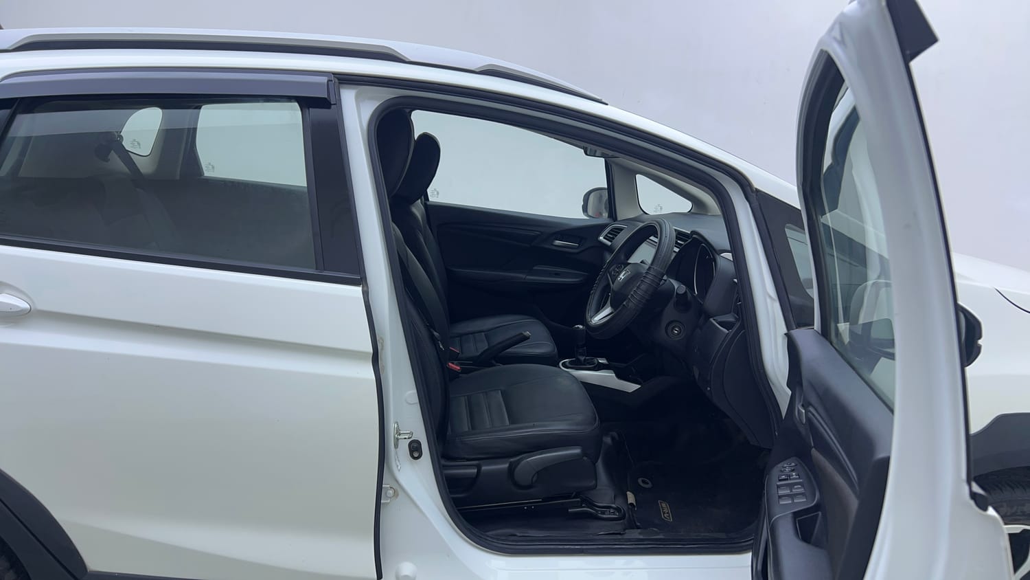 Used 2023 Honda WR-V SV MT Petrol Petrol Manual interior RIGHT SIDE FRONT DOOR CABIN VIEW