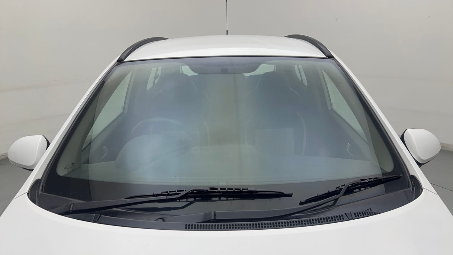 Used 2016 Hyundai Grand i10 Sportz 1.2 Kappa VTVT Petrol Manual exterior FRONT WINDSHIELD VIEW
