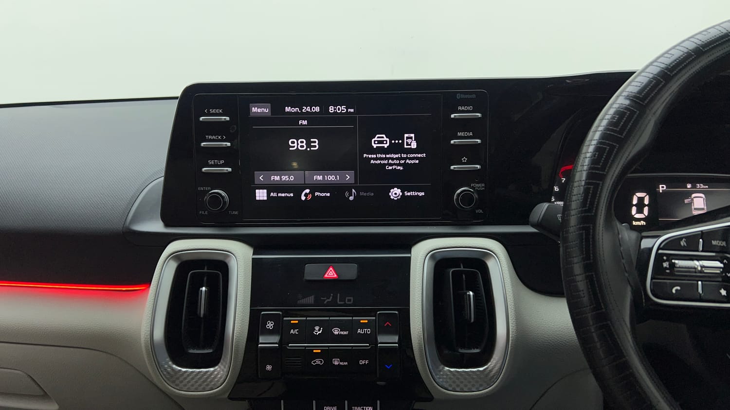 Used 2023 Kia Sonet Aurochs Edition 1.0 Petrol 7DCT Petrol Automatic top_features Integrated (in-dash) music system