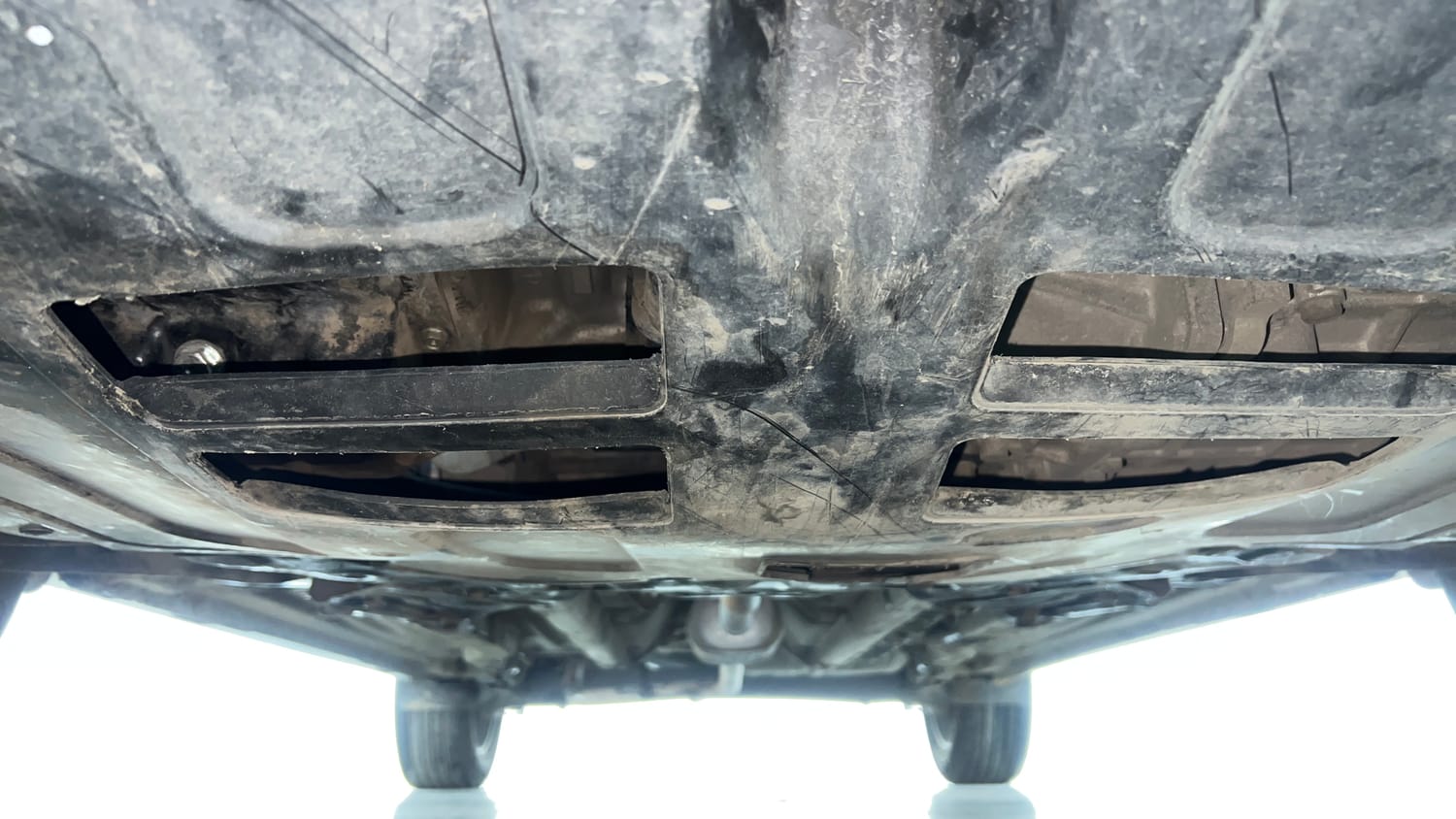 Used 2016 Hyundai Creta 1.6 SX Plus AT Petrol Petrol Automatic extra FRONT LEFT UNDERBODY VIEW