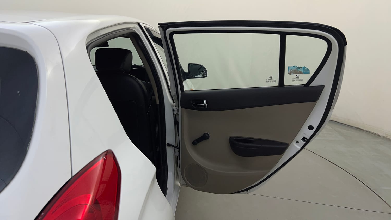Used 2012 Hyundai i20 Era 1.2 Petrol Manual interior RIGHT REAR DOOR OPEN VIEW