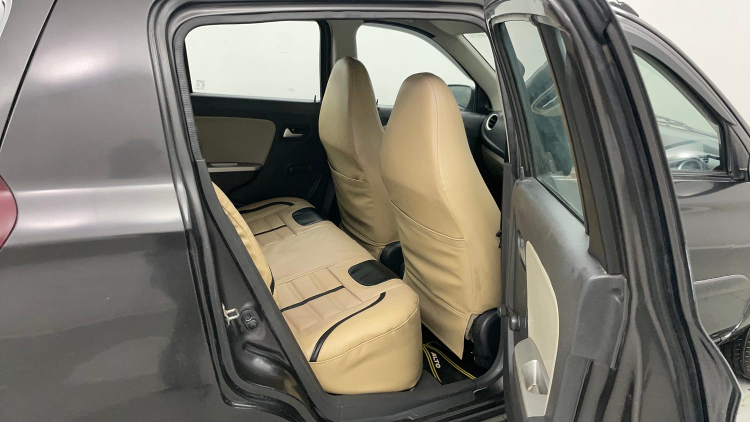 Used 2020 Maruti Suzuki Alto K10 VXi Petrol Manual interior RIGHT SIDE REAR DOOR CABIN VIEW