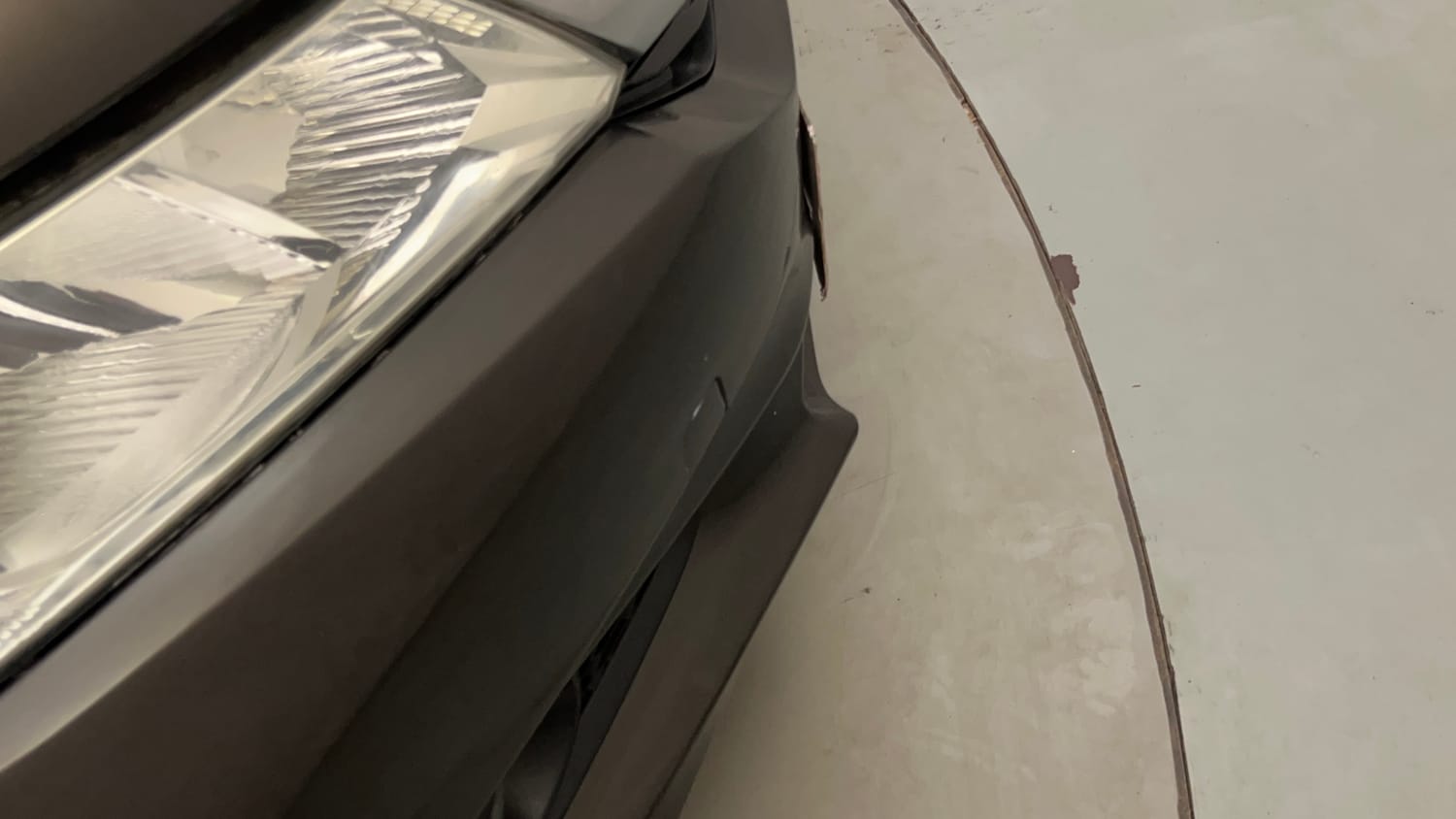Used 2016 Honda City V Petrol Manual dents MINOR SCRATCH