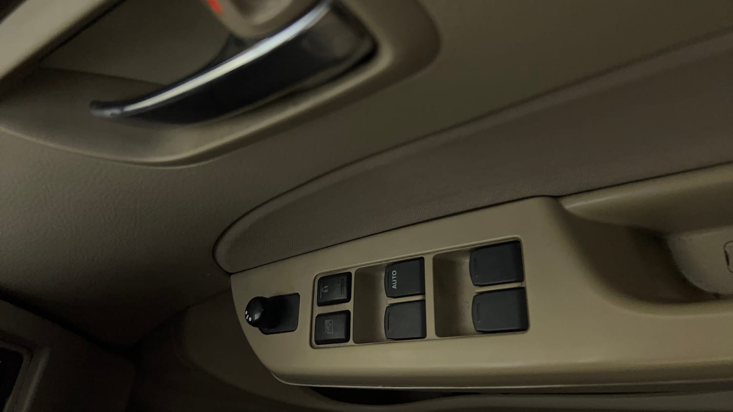Used 2012 Maruti Suzuki Swift Dzire VXI Petrol Manual top_features Power windows