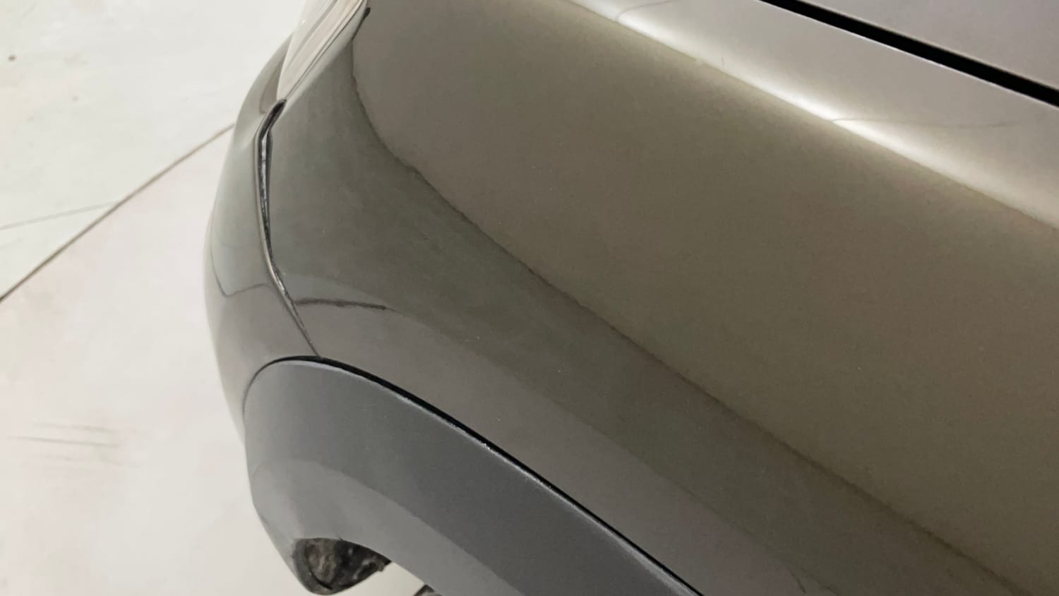 Used 2017 Renault Kwid 1.0 RXT AMT Petrol Automatic dents MINOR SCRATCH