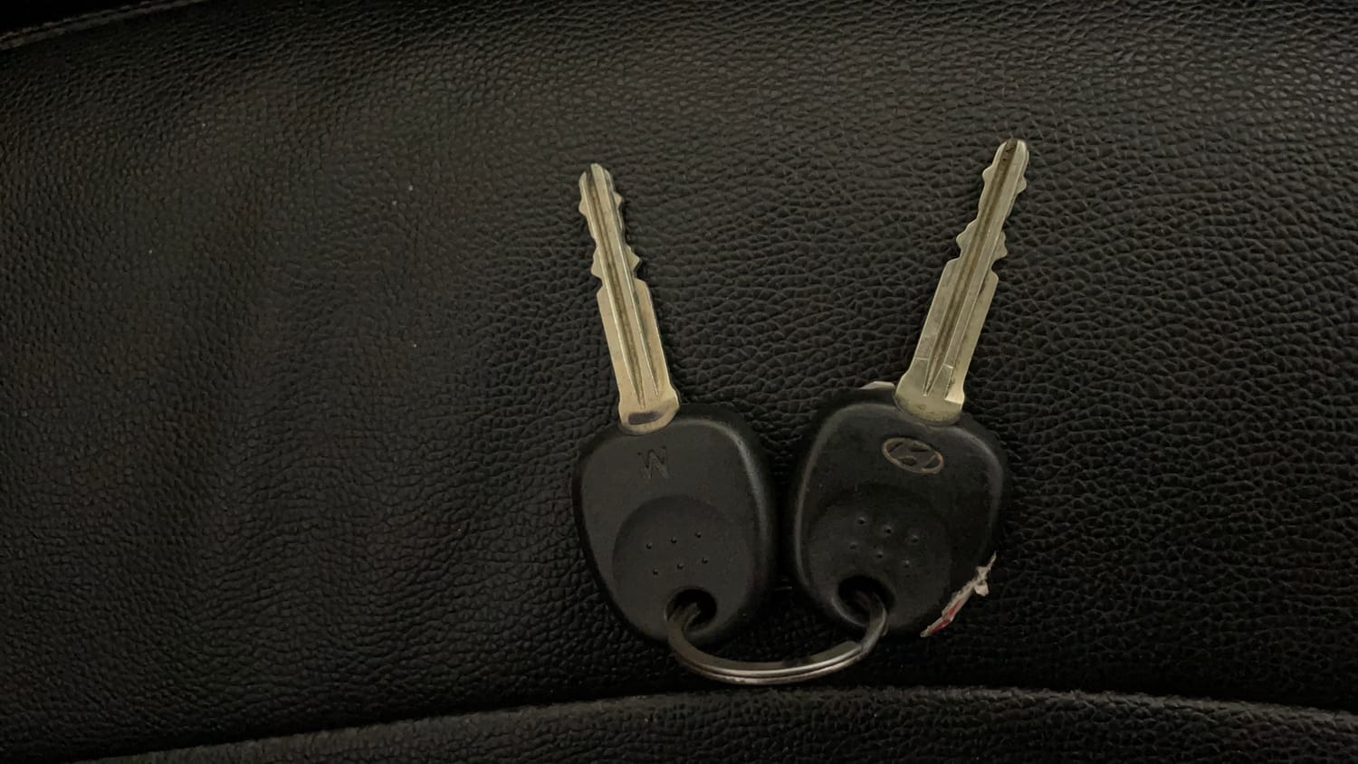 Used 2017 Hyundai Elite i20 Magna 1.2 Petrol Manual extra CAR KEY VIEW