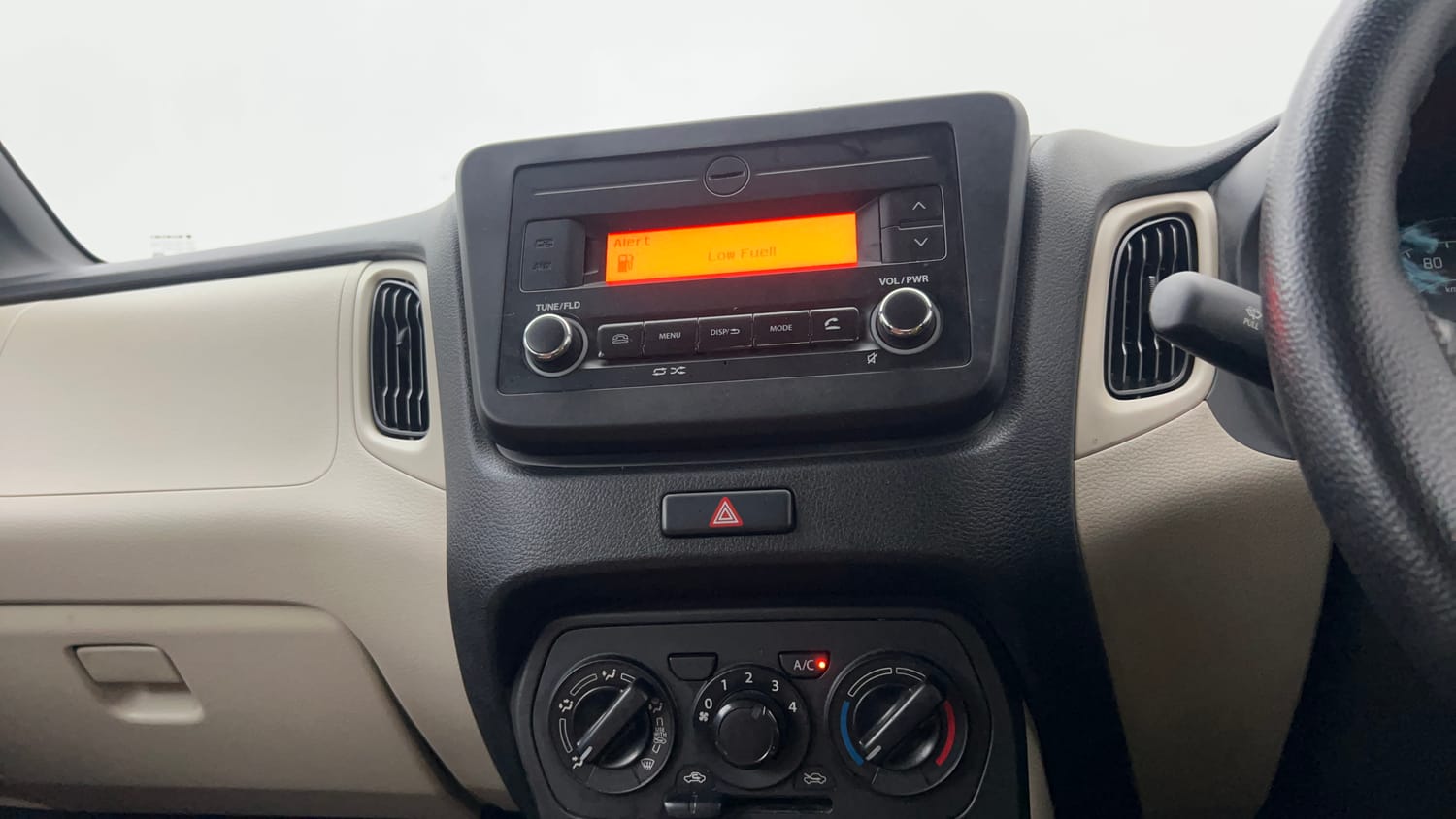 Used 2019 Maruti Suzuki Wagon R VXi 1.2 Petrol Manual interior MUSIC SYSTEM & AC CONTROL VIEW