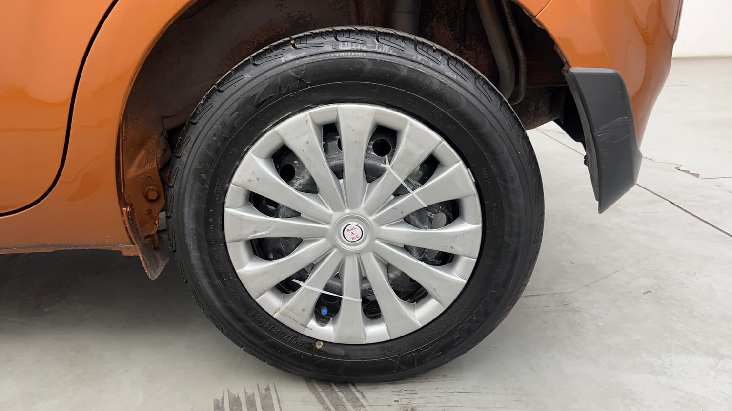 Used 2019 Maruti Suzuki Wagon R VXi 1.2 Petrol Manual tyres LEFT REAR TYRE RIM VIEW
