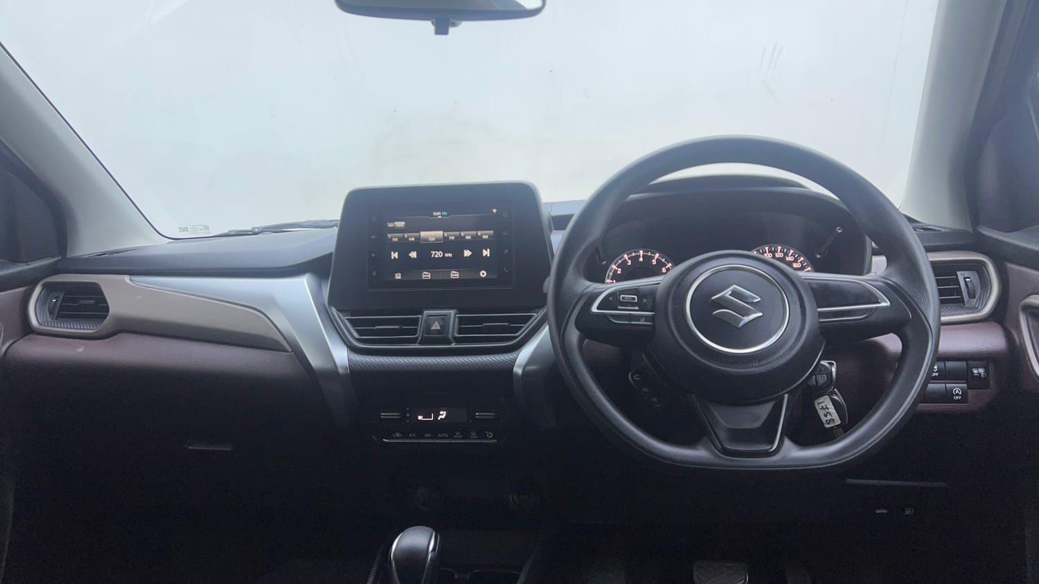 Used 2023 Maruti Suzuki Fronx Delta Plus 1.2L AGS Petrol Automatic interior DASHBOARD VIEW