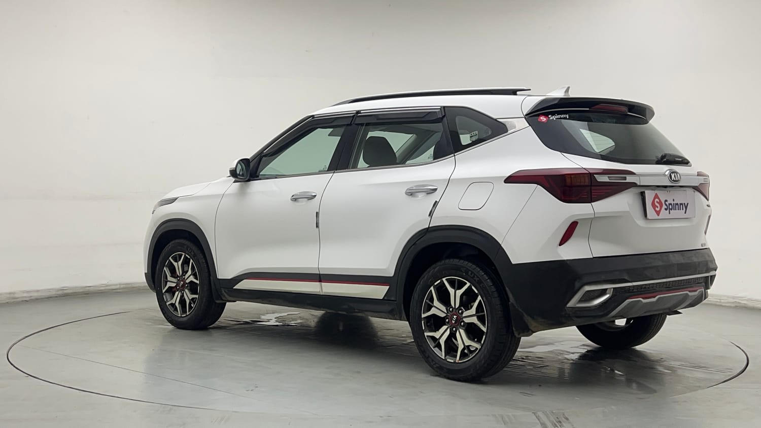 Used 2020 Kia Seltos GTK 1.4 Petrol Manual exterior LEFT REAR CORNER VIEW